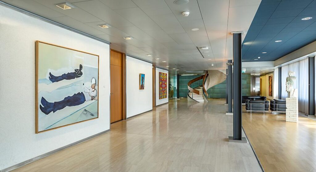 Art and Business: an evolving dialogue