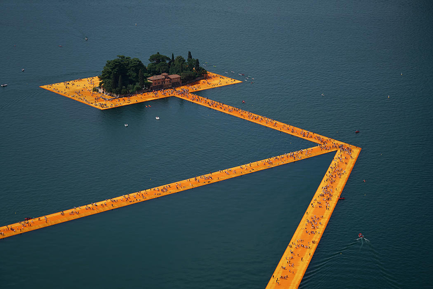 The artist's most essential and original works include the Floating Piers on Lake Iseo in 2016.