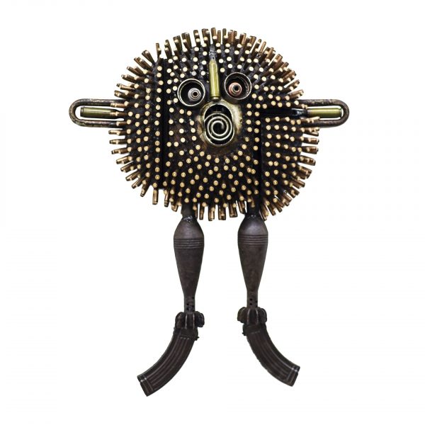 Gonçalo Mabunda's sculptures not only bring a transformative message, but they do it with a strong aesthetic that tells the story of African art!