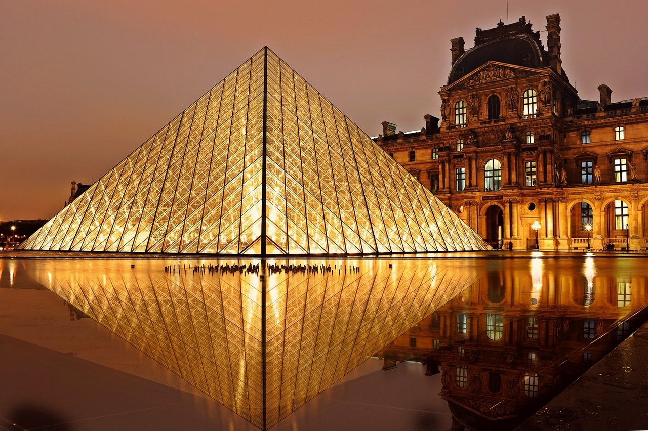 The Louvre reopens after four months